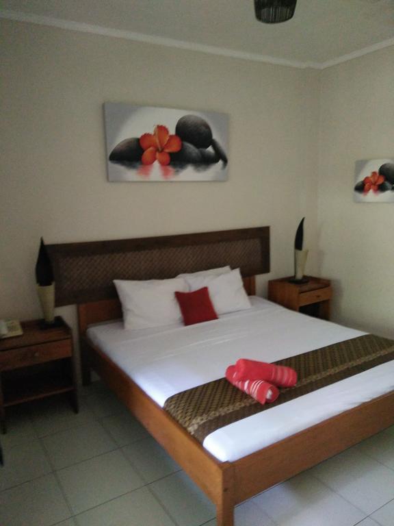 Secret Garden Inn Кута Экстерьер фото